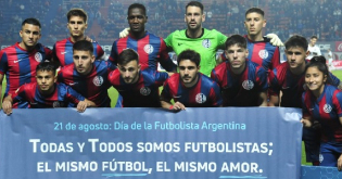 Los equipos presentados como superhéroes en relación con la Superliga Argentina de Fútbol