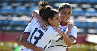 Las Santitas perdieron 2-1 ante Platense en la última fecha del Campeonato Femenino. 