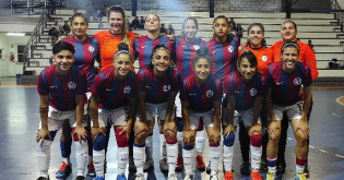Las Santitas vencieron a Huracán por 2-0 en en Cuidad Deportiva por la fecha 20 del Torneo AFA.