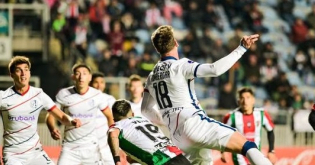 Mieres convirtió el gol del triunfo de los suplentes ante Independiente (@SanLorenzo).