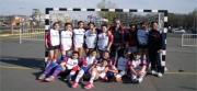 Uno de los equipos femeninos de San Lorenzo antes de comenzar un partido (Foto: MA)