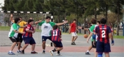 Los chicos del handball cuervo en pleno partido por el campeonato (Foto: MA)