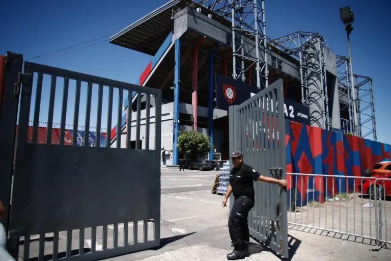 La fecha de las elecciones, un debate candente: qué marca el Estatuto