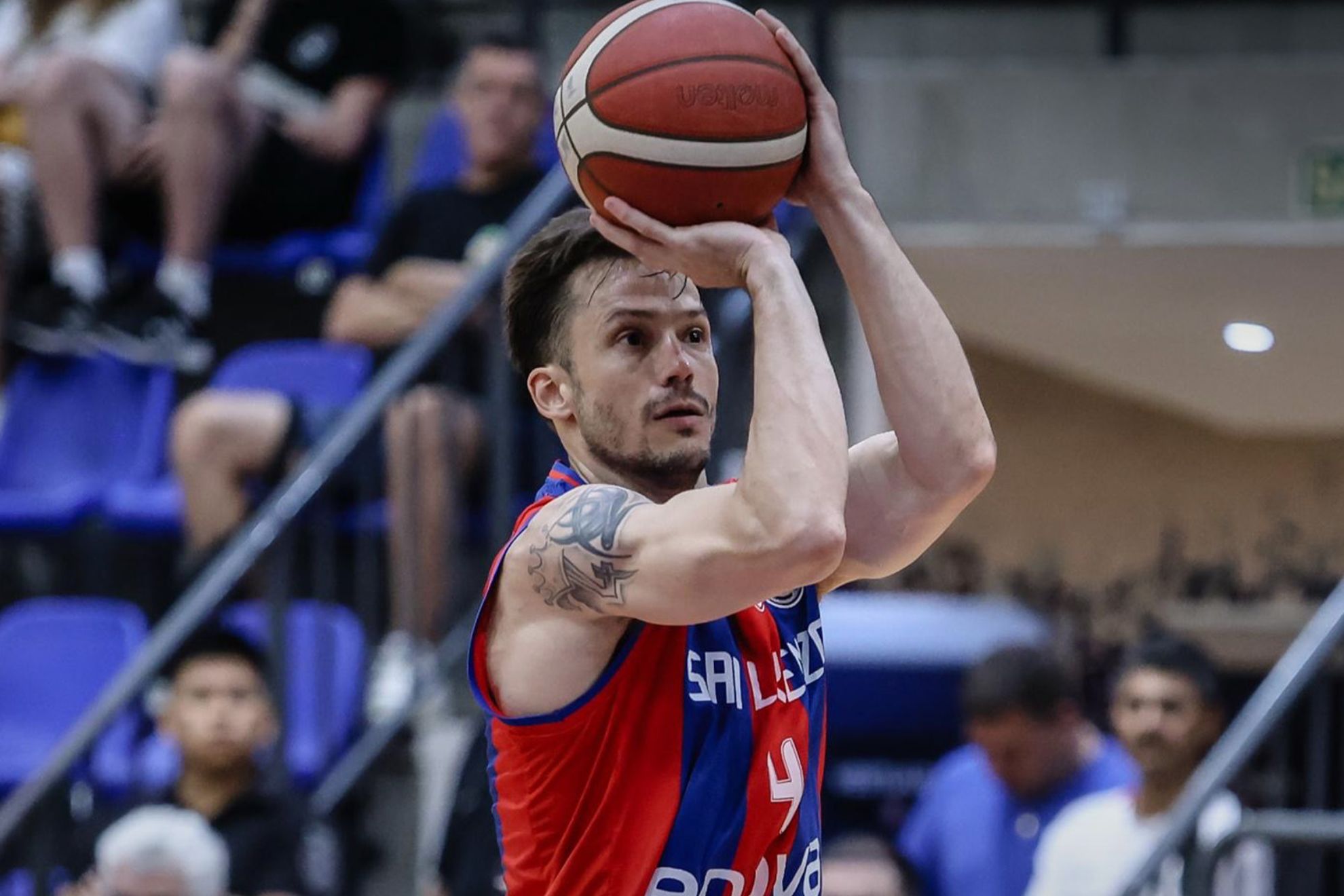 El básquet se juega una final en la parte baja de la tabla