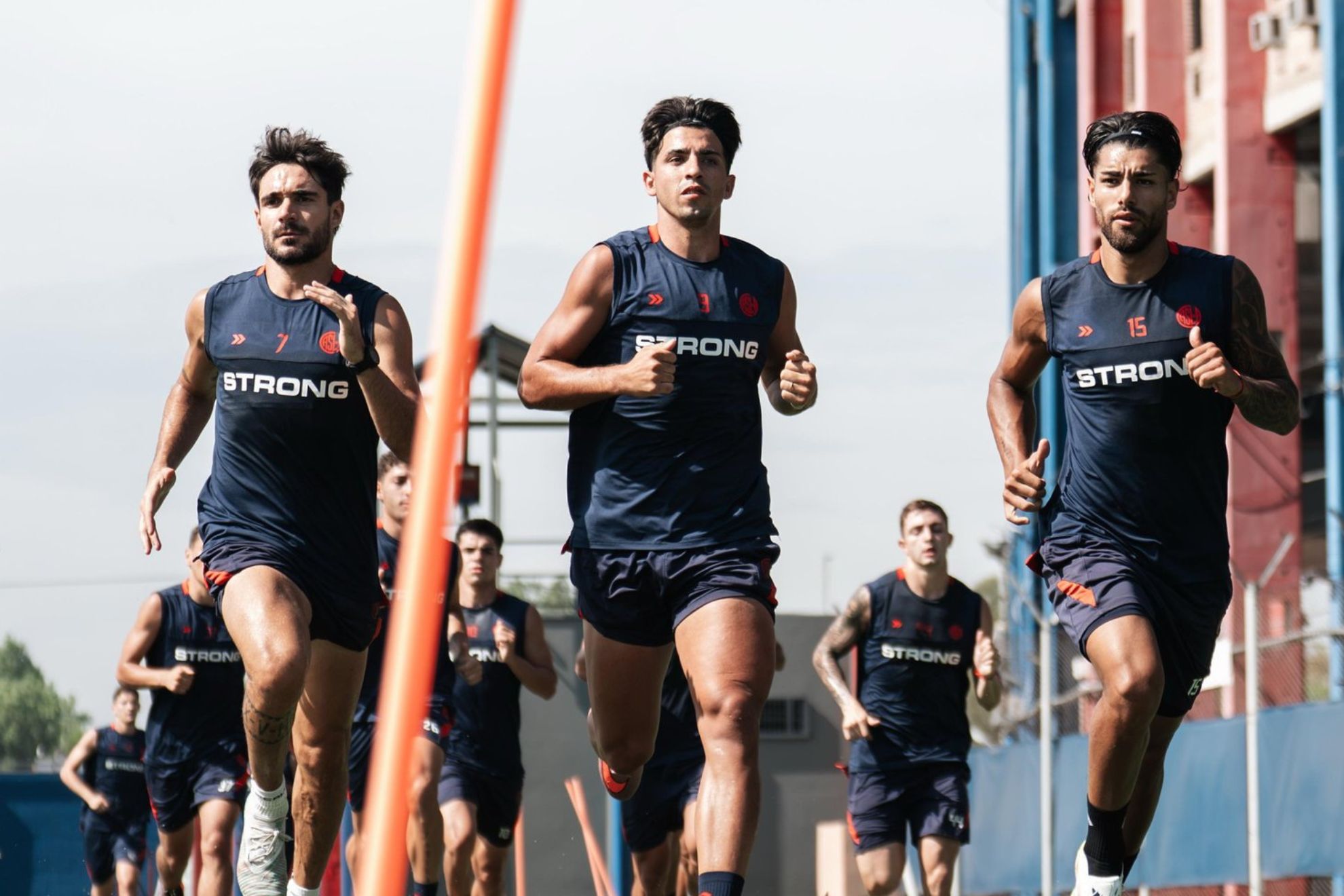 Ayude tiene el once para el clásico