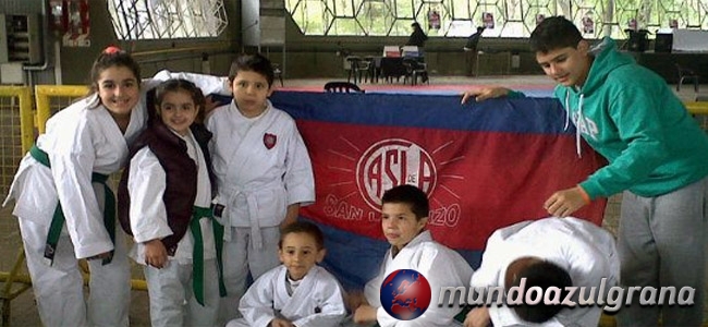 Los chicos del karate azulgrana y su brillante participacin en el Torneo Argentino de Crdoba