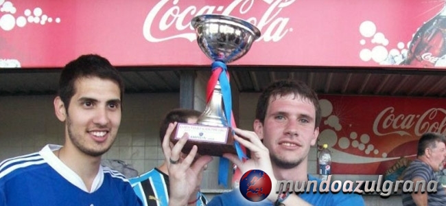 Los chicos de Mundo Azulgrana, campeones de la Copa Viejo Gasmetro 2011