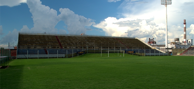 El estadio Parque Artigas de Paysand ser el escenario de un nuevo duelo entre el Cicln y el Carbonero.