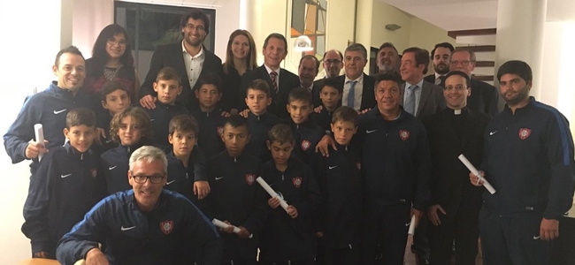 El embajador en Portugal recibió a San Lorenzo