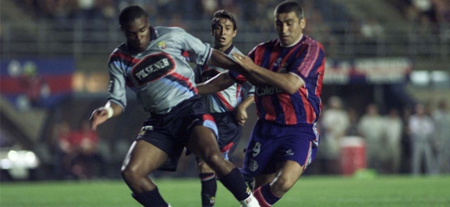 En 2002 San Lorenzo super al El Nacional con gol del Beto Acosta.