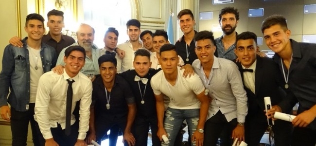 Los juveniles del Cicln recibieron sus diplomas en la Legislatura de Buenos Aires. (San Lorenzo)