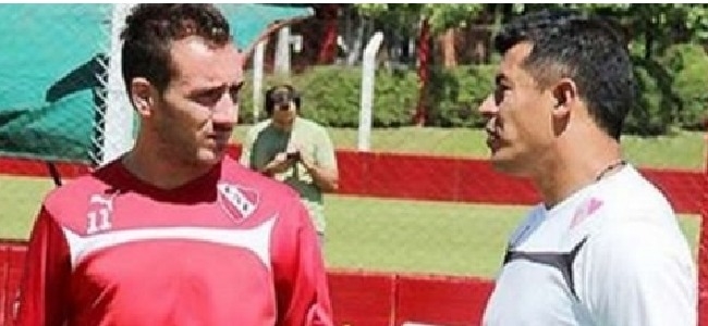 Federico Mancuello y Jorge Almiron en Independiente. 