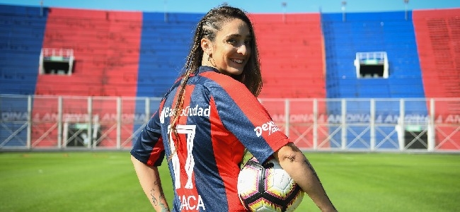 Macarena Sánchez impulsó la profesionalización del fútbol femenino en Argentina. Foto: @SanLorenzo