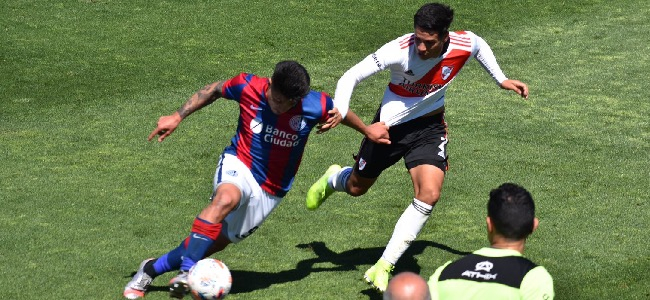 El Tanque Daz, autor del tercer gol para darle la victoria a San Lorenzo