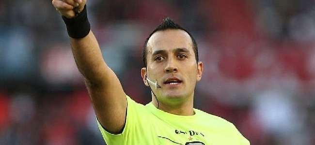 Fernando Espinoza será el árbitro entre Casla-Vélez