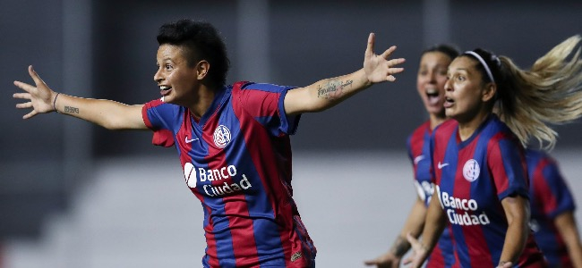 Sindy Ramírez convirtió el gol de la victoria (@LibertadoresFem) 