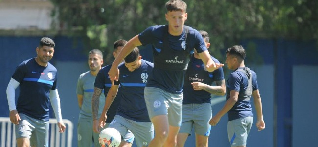 Monarriz recupera sancionados y tiene un nuevo lesionado pensando en Independiente 