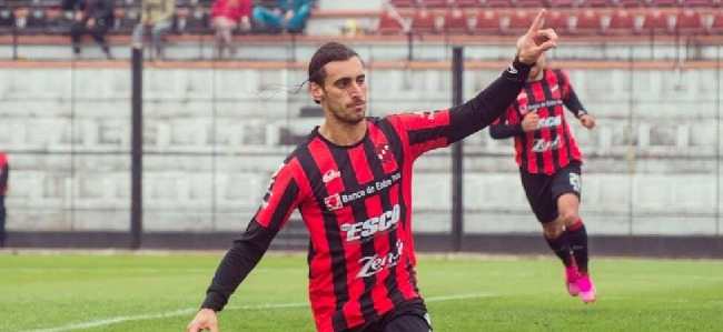 San Lorenzo le realizó el primer ofrecimiento al uruguayo Sebastián Sosa Sánchez. 