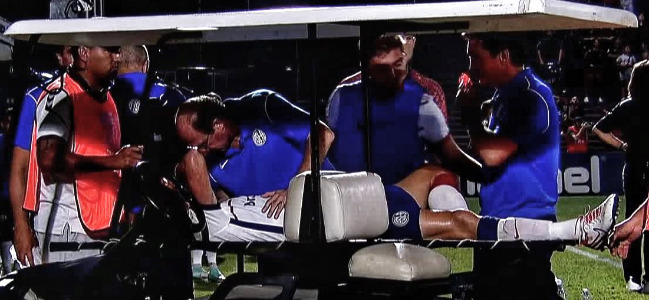 Hernndez se retir llorando del partido ante Platense. Foto: captura TV