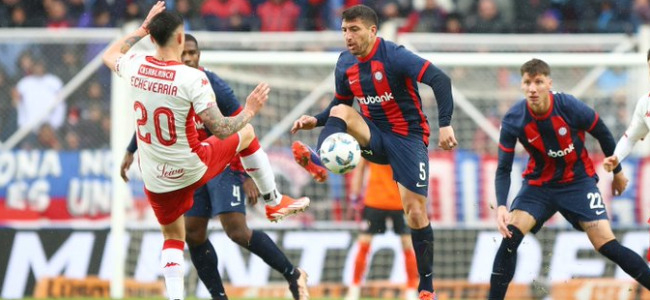 Remedi, dueo de la mitad de la cancha. Foto: San Lorenzo