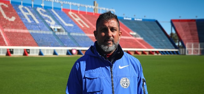 prieto_dejo_de_ser_el_entrenador_del_futbol_femenino