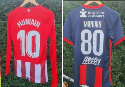 Las dos camisetas que puso a disposicin Iker Muniain