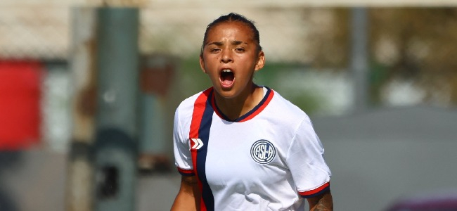 Fonseca convirti su segundo gol en el Torneo de AFA femenino,