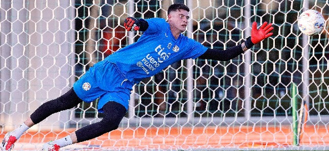 Gill en su primer entrenamiento con la Seleccin de Paraguay. 