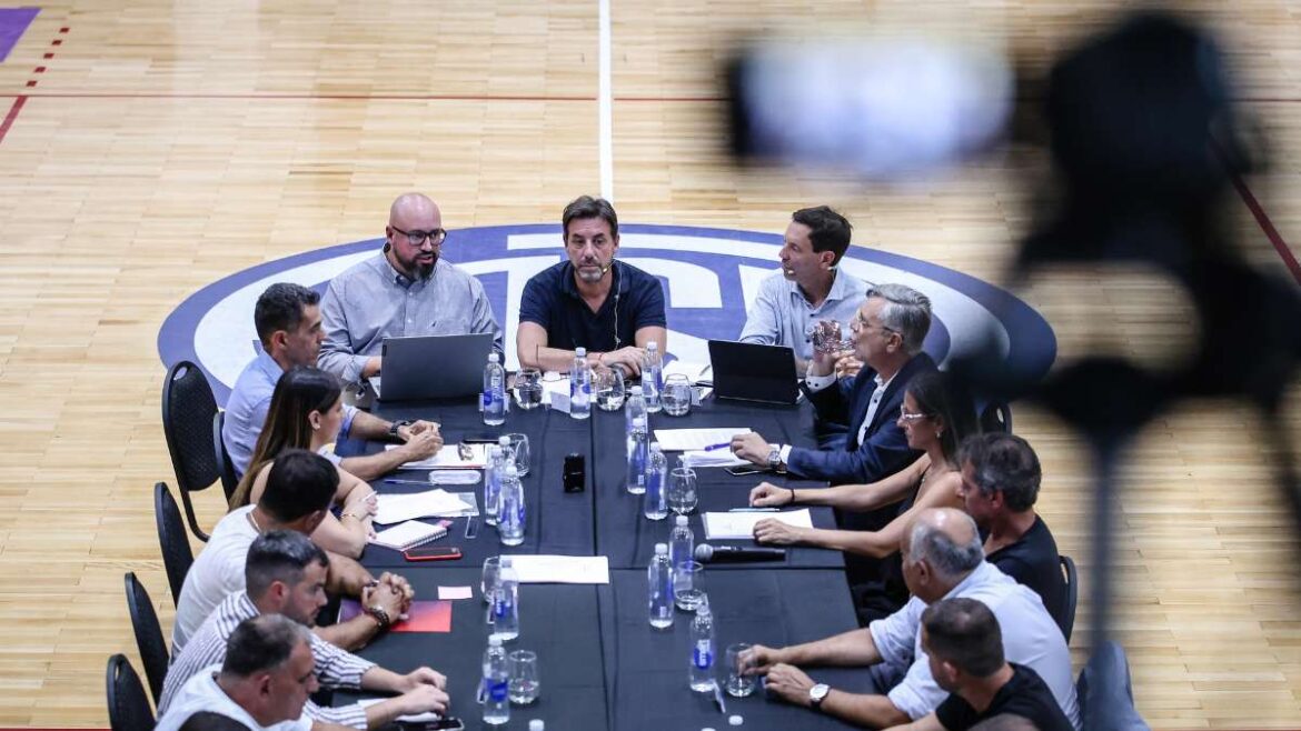 Comisión Directiva transitoria de San Lorenzo de Almagro.