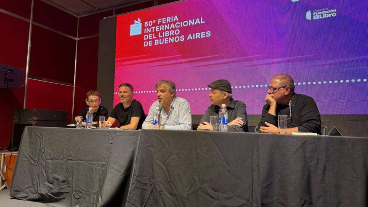 Guillermo Durán en la presentación de Fútbol y Matemáticas.