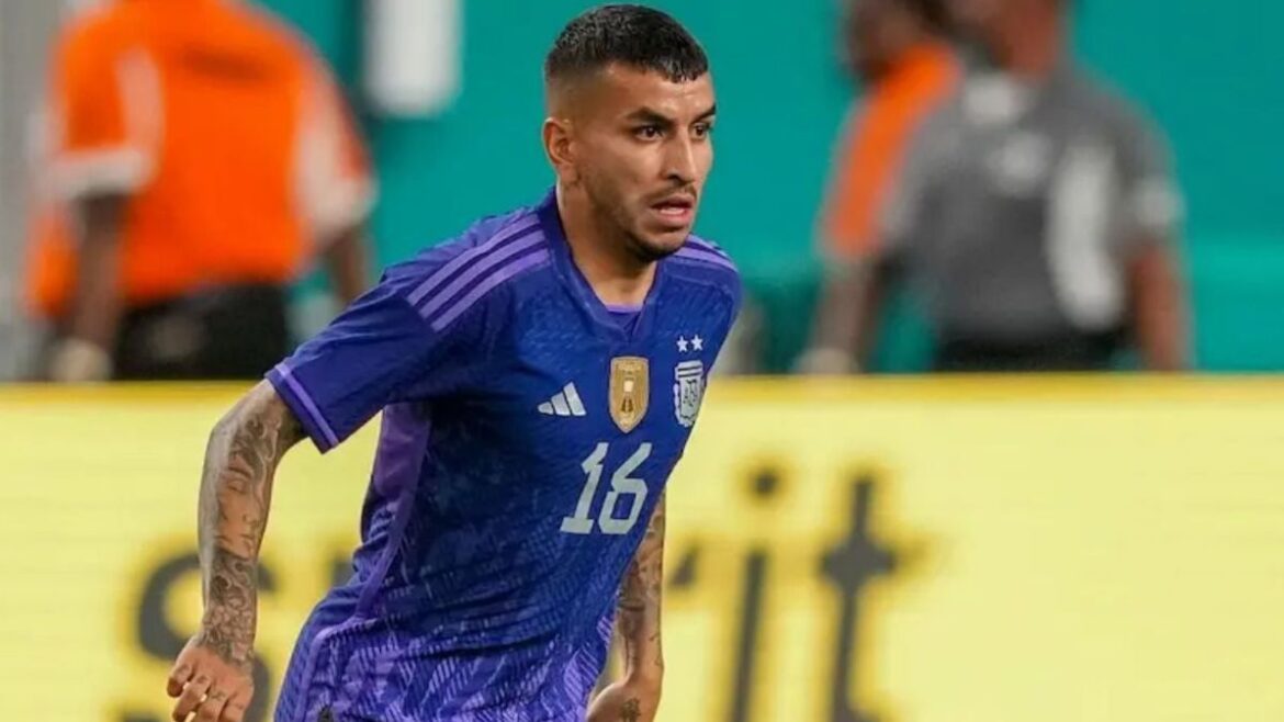 &Aacute;ngel Correa durante un partido con Argentina