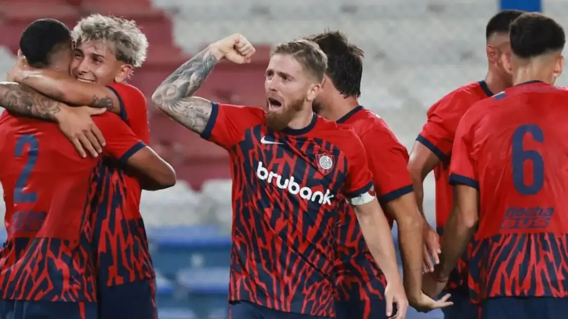 Iker Muniain inicia su ciclo como entrenador del Cicl&oacute;n.