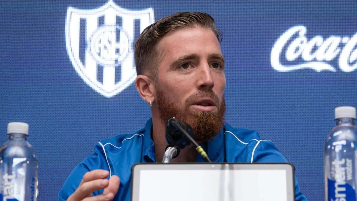 Iker Munia&iacute;n, entrenador de San Lorenzo.