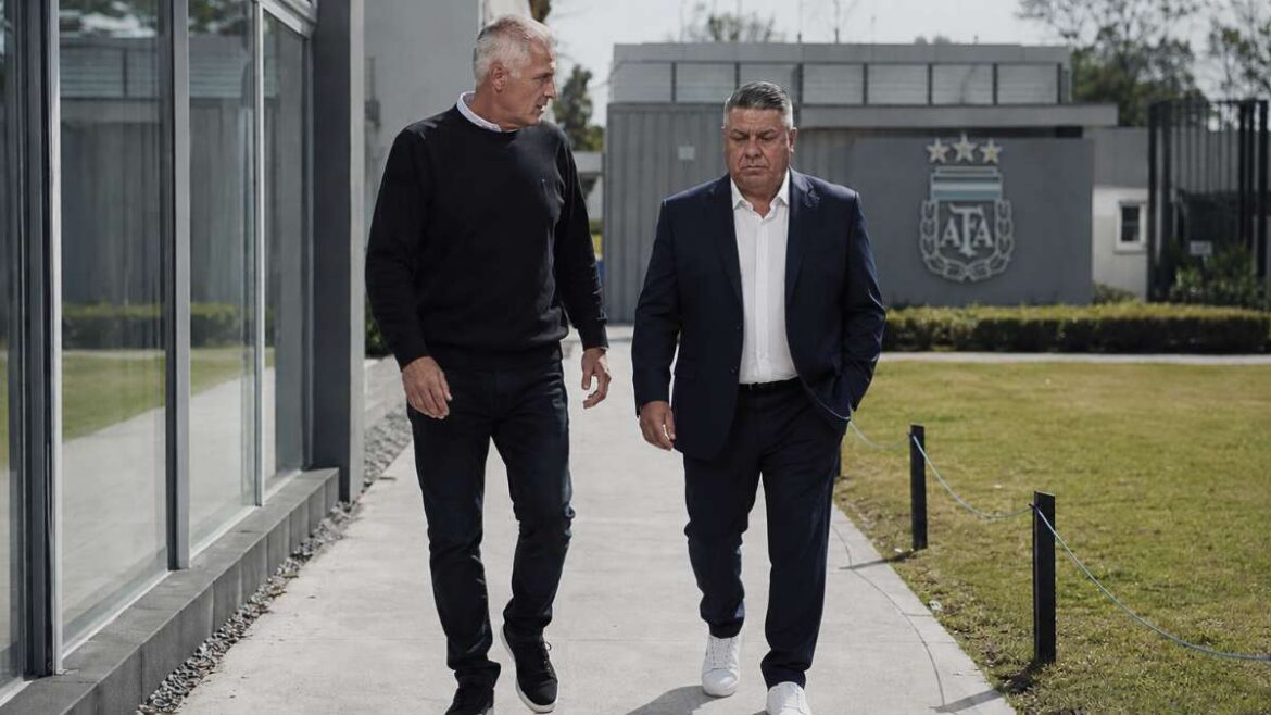 marcelo-culotta-claudio-chiqui-tapia-afa-san-lorenzo-casla-relacion-mundo-azulgrana Marcelo Culotta y Claudio Chiqui Tapia.