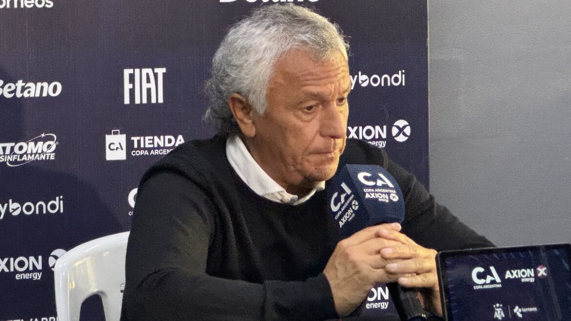 Pipo gorosito, conferencia de prensa Pipo Gorosito, entrenador de San Lorenzo, durante la conferencia de prensa.