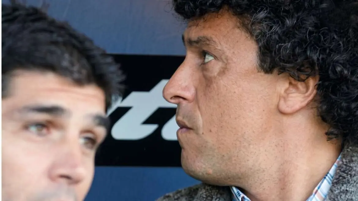 nestor-gorosito-san-lorenzo-primer-ciclo-entrenador-dt-mundo-azulgrana-pipo Néstor Gorosito junto a Gustavo Zapata, otra vez ayudante.