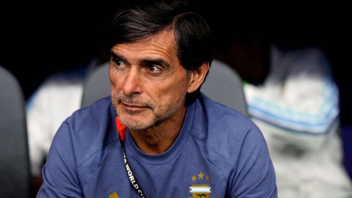 Roberto Ayala, asistente del Seleccionado Nacional.